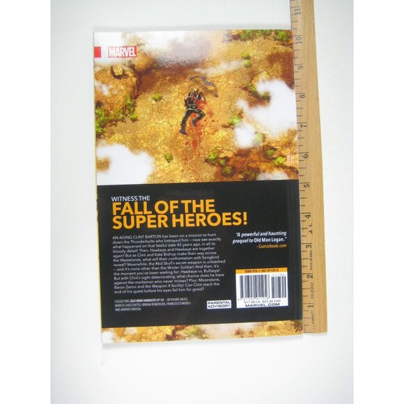 Marvel Old Man Hawkeye The Whole World Blind Graphic Novel Comic 2018 Paperback - Picture 6 of 6